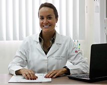 Dra. Camila Martins Ramos